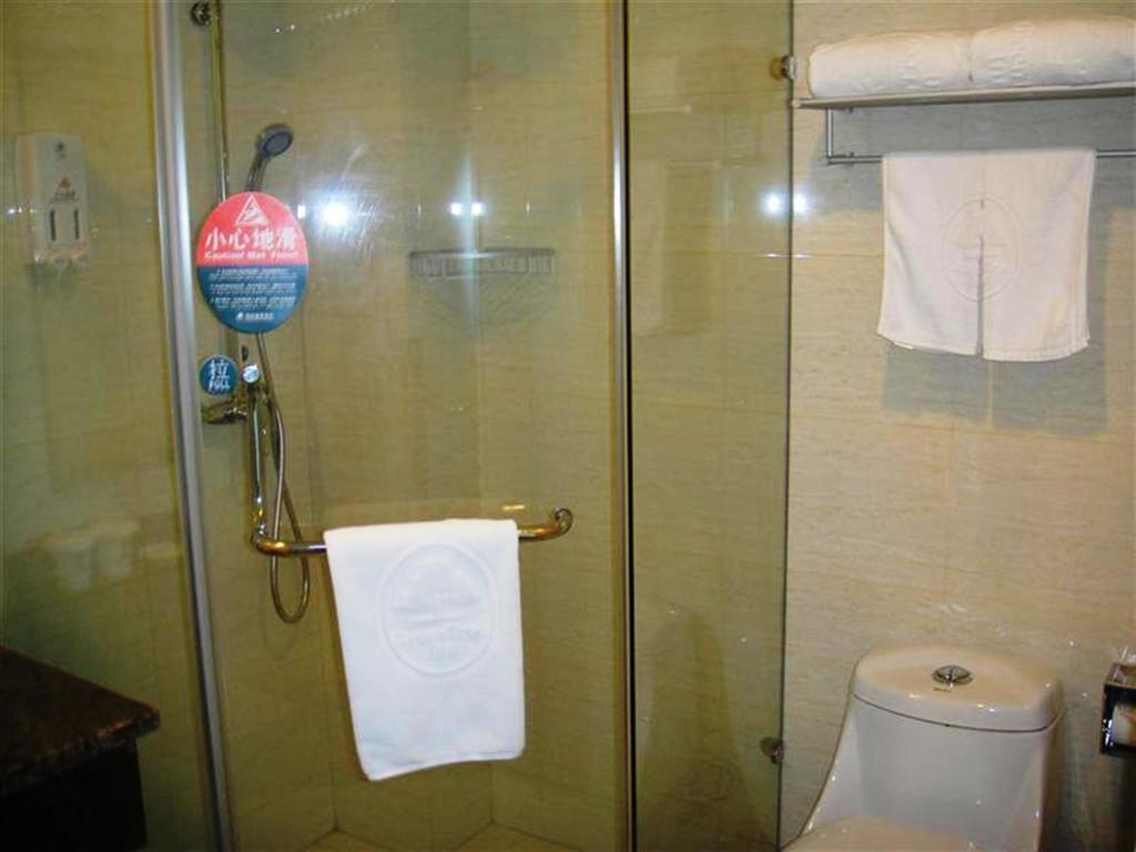 Greentree Pudong Airport Chuansha Express 3* Shanghai