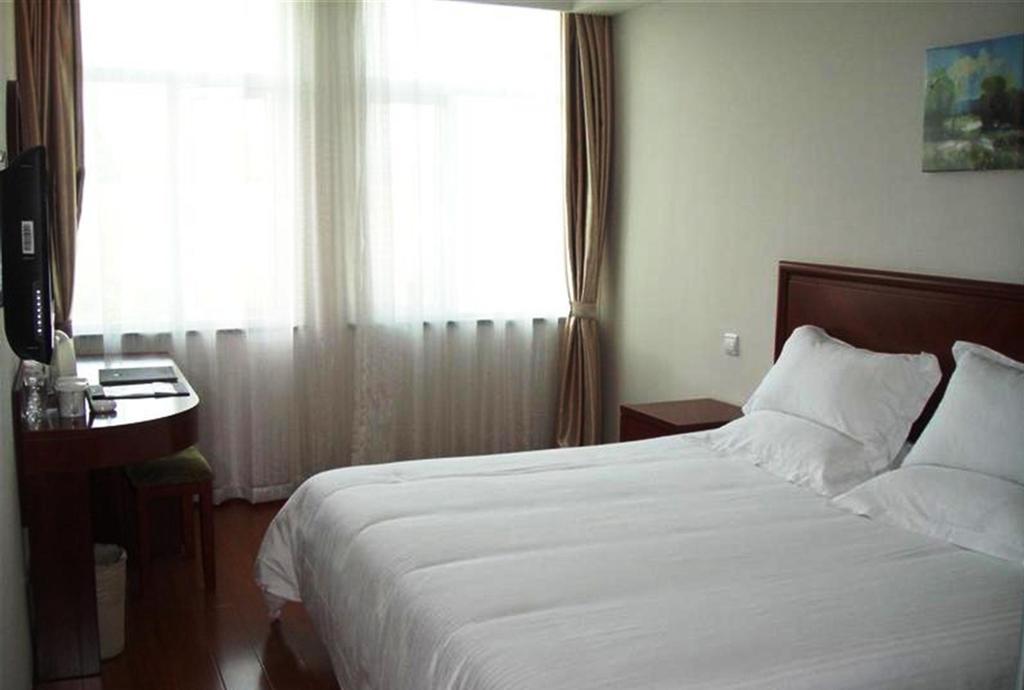 Greentree Pudong Airport Chuansha Express Hotel Shanghai