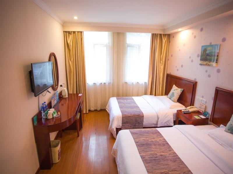 Greentree Pudong Airport Chuansha Express Hotel